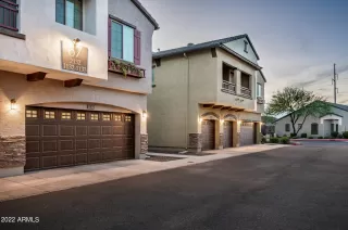 Photo #3: 6340960 Listing