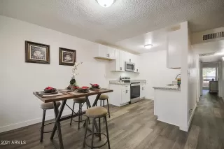 Photo #1: 6341018 Listing 