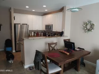 Photo #5: 6341140 Listing