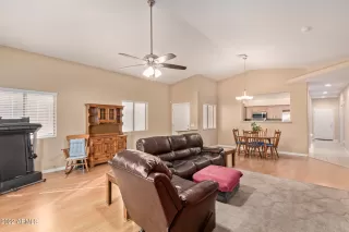 Photo #3: 6341229 Listing