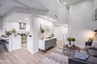 Photo #1: 6341387 Listing