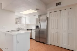 Photo #2: 6341429 Listing 