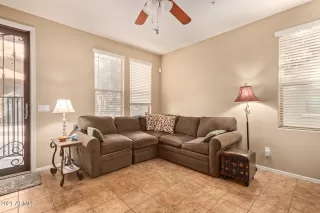 Photo #5: 6341432 Listing 