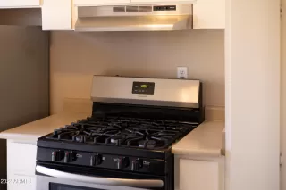 Photo #2: 6341465 Listing 