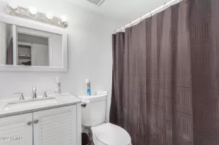 Photo #4: 6341497 Listing
