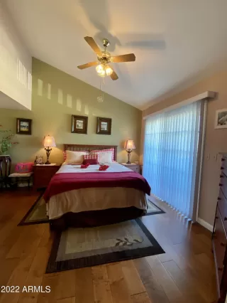 Photo #5: 6341504 Listing