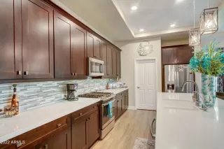 Photo #2: 6341593 Listing 