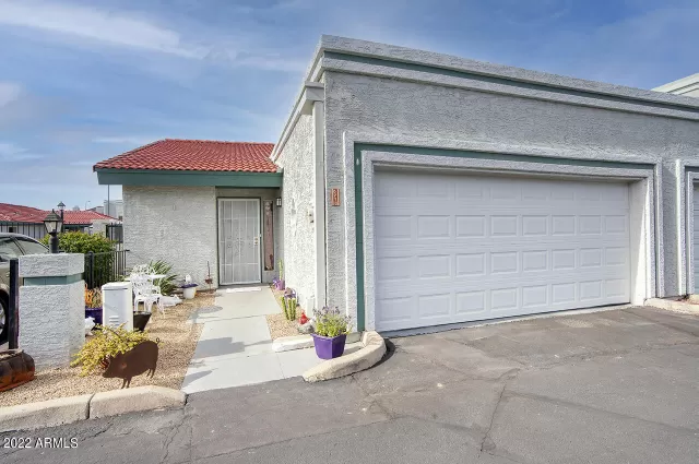 MLS: 6341668 Condo For Sale