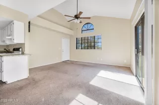 Photo #4: 6341704 Listing 