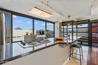 Photo #3: 6341740 Listing