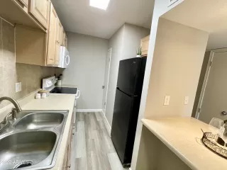 Photo #4: 6341751 Listing