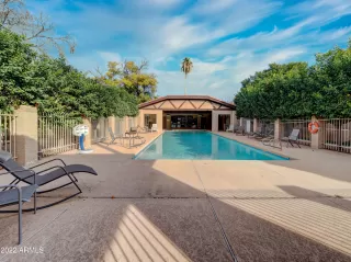 Photo #3: 6341793 Listing 