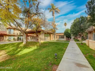 Photo #4: 6341793 Listing 
