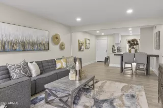 Photo #4: 6341811 Listing