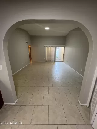 Photo #6: 6341815 Listing