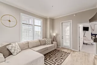 Photo #5: 6341828 Listing 