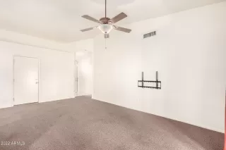 Photo #5: 6341870 Listing 