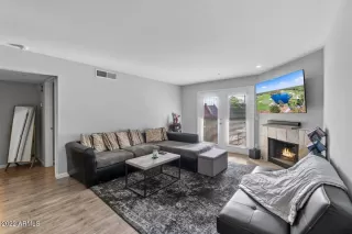 Photo #2: 6341914 Listing