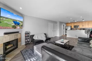 Photo #3: 6341914 Listing