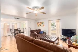 Photo #4: 6341920 Listing