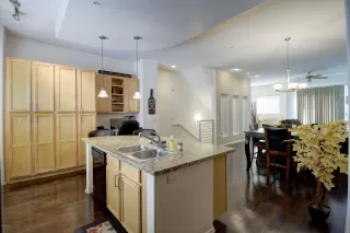 Photo #4: 6341957 Listing