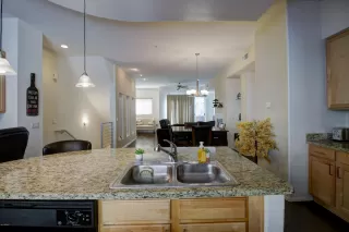 Photo #5: 6341957 Listing