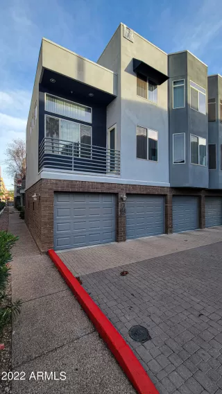 Photo #1: 6341959 Listing