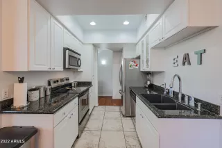 Photo #3: 6341959 Listing