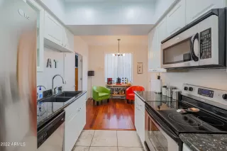 Photo #4: 6341959 Listing