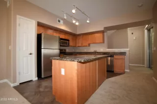 Photo #6: 6342020 Listing 