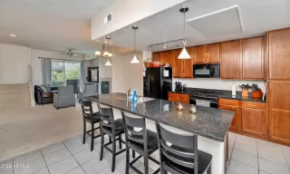 Photo #3: 6342072 Listing