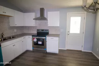 Photo #2: 6342207 Listing 