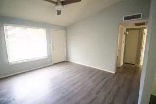 Photo #6: 6342207 Listing 