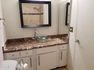 Photo #4: 6342330 Listing