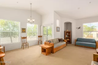 Photo #3: 6342338 Listing