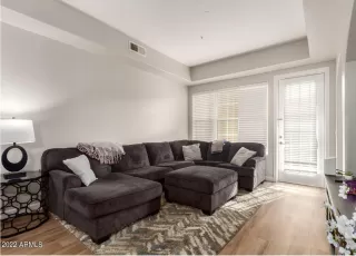 Photo #2: 6342408 Listing