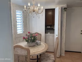 Photo #5: 6342638 Listing