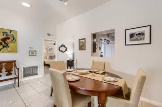 Photo #6: 6342662 Listing 