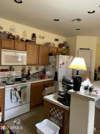 Photo #3: 6342669 Listing