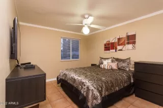 Photo #5: 6342725 Listing