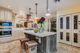 Photo #6: 6342890 Listing