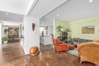 Photo #6: 6343015 Listing 