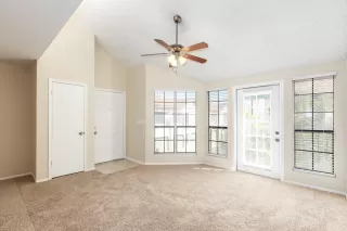 Photo #4: 6343060 Listing 