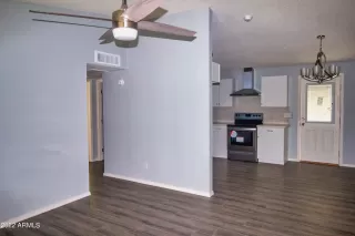 Photo #5: 6343106 Listing