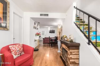 Photo #3: 6343322 Listing 