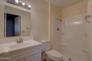 Photo #5: 6343349 Listing