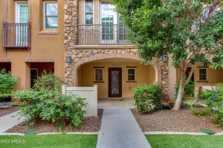 Photo #2: 6343590 Listing