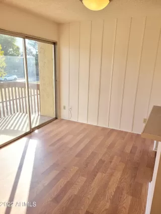 Photo #4: 6343766 Listing