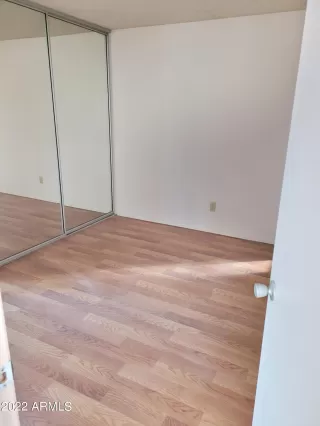 Photo #6: 6343766 Listing