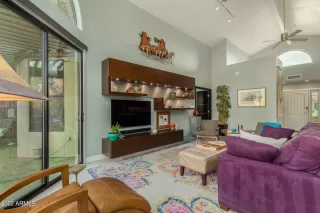 Photo #2: 6343823 Listing 